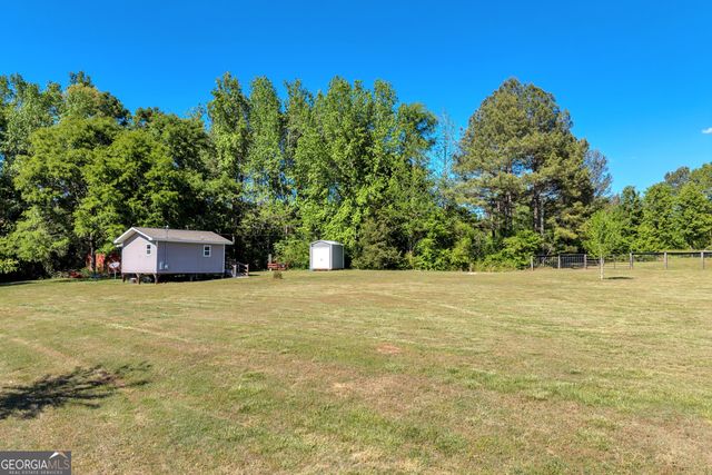2405 Athens Hwy, Elberton, GA 30635