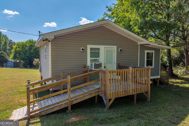 2405 Athens Hwy, Elberton, GA 30635