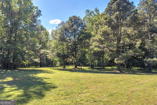 2405 Athens Hwy, Elberton, GA 30635