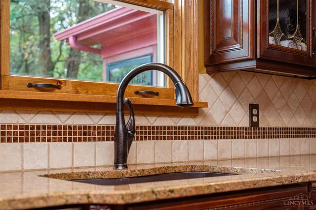 2214 Trappers Knoll Drive, Batavia Twp, OH 45103