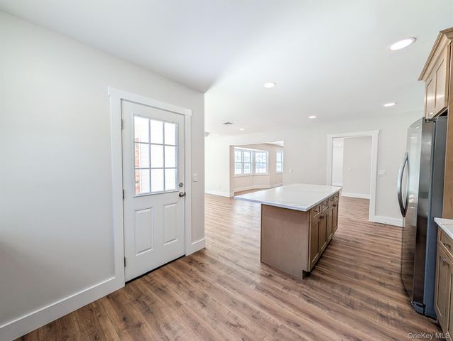 36 Brian Street, Holbrook, NY 11741