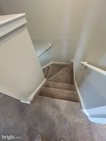 28 E BARNES WAY, Sicklerville, NJ 08081