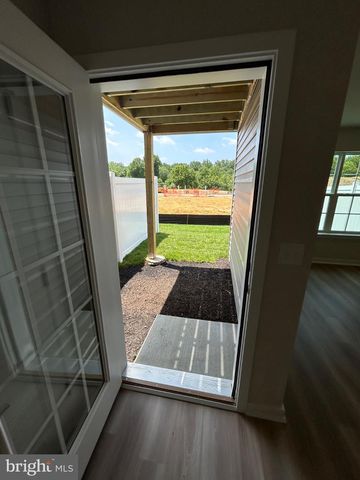 28 E BARNES WAY, Sicklerville, NJ 08081