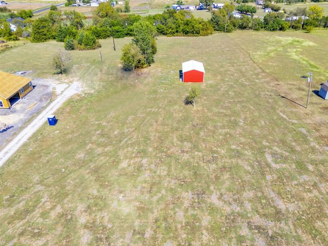 5726 Hillcrest Drive, Farmersville, TX 75442