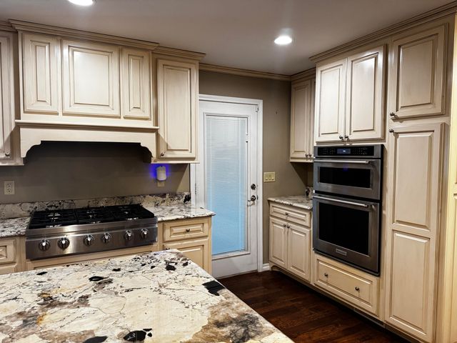 1050 Nichols Drive, West Plains, MO 65775