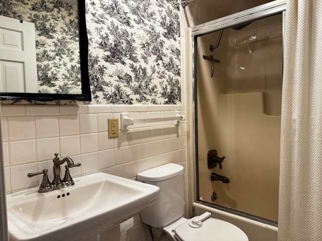 1050 Nichols Drive, West Plains, MO 65775