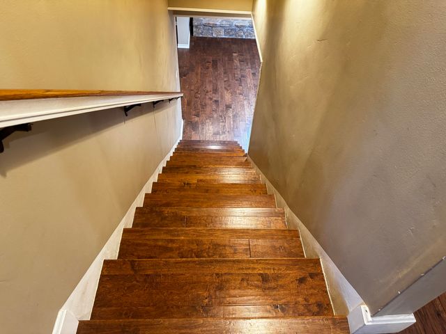 1050 Nichols Drive, West Plains, MO 65775