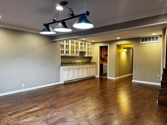 1050 Nichols Drive, West Plains, MO 65775