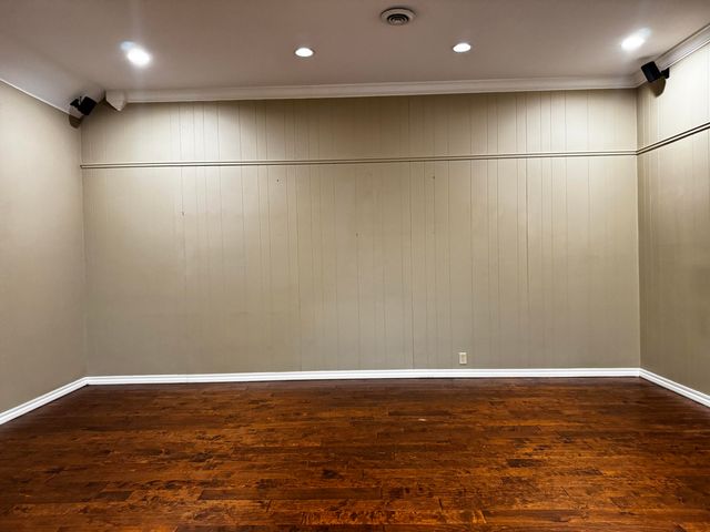 1050 Nichols Drive, West Plains, MO 65775