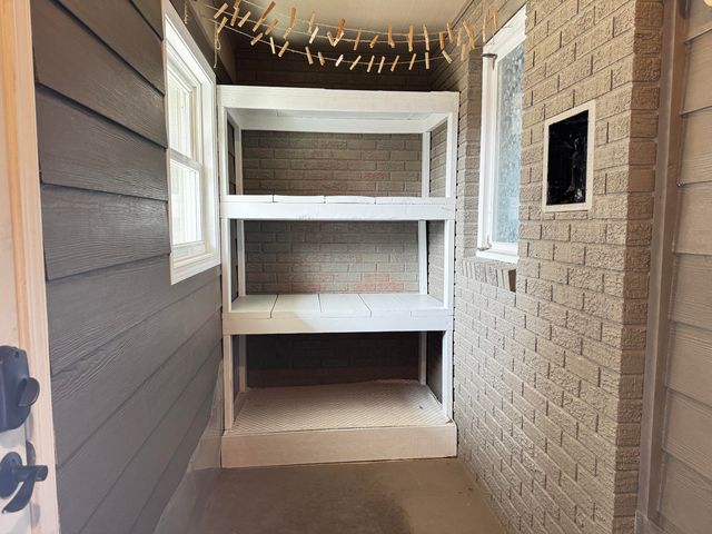 1050 Nichols Drive, West Plains, MO 65775