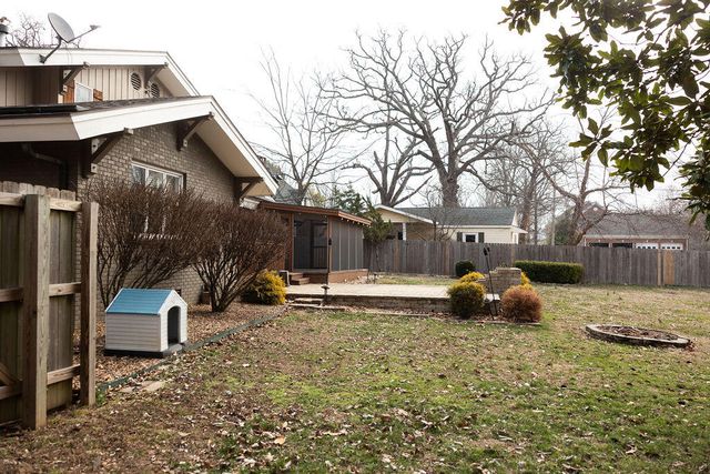 1050 Nichols Drive, West Plains, MO 65775