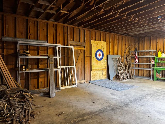 1050 Nichols Drive, West Plains, MO 65775