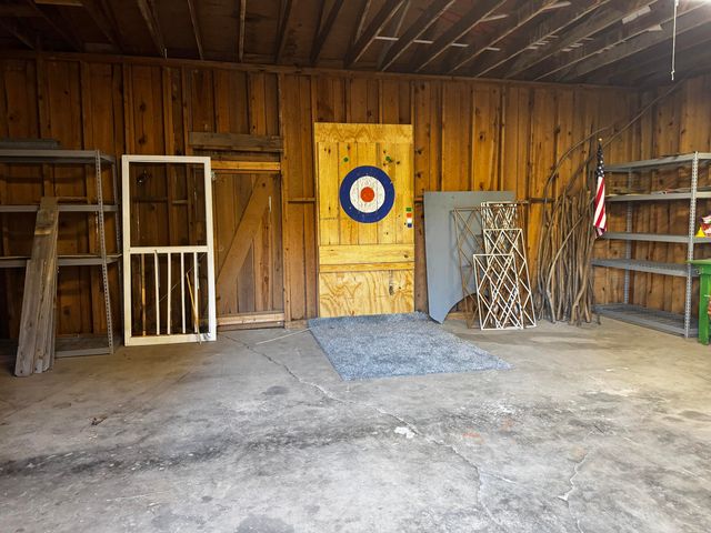 1050 Nichols Drive, West Plains, MO 65775