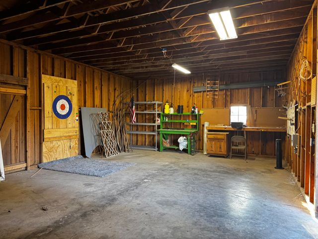 1050 Nichols Drive, West Plains, MO 65775