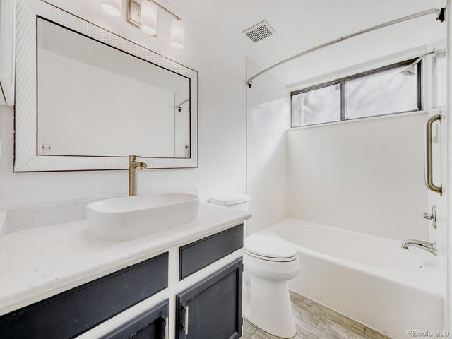 12364 W Nevada Pl 106, Lakewood, CO 80228