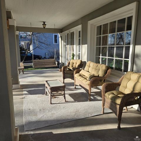 304 N Vine Street, Abilene, KS 67410