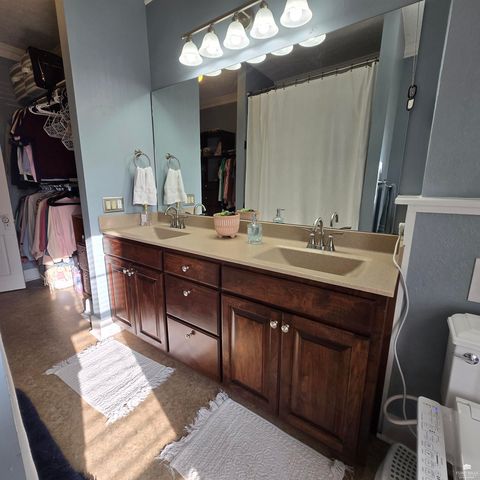 304 N Vine Street, Abilene, KS 67410