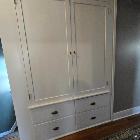 304 N Vine Street, Abilene, KS 67410