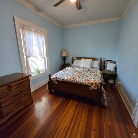 304 N Vine Street, Abilene, KS 67410