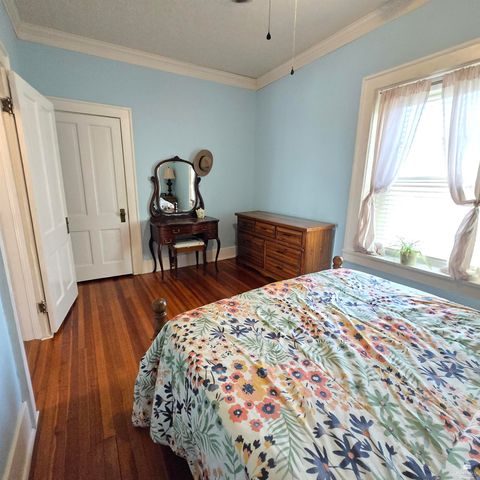 304 N Vine Street, Abilene, KS 67410