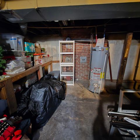 304 N Vine Street, Abilene, KS 67410