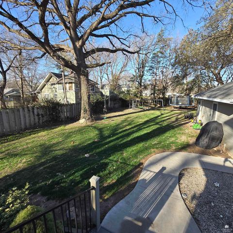 304 N Vine Street, Abilene, KS 67410