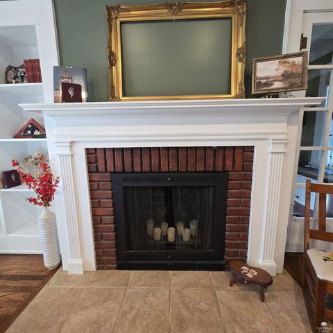 304 N Vine Street, Abilene, KS 67410