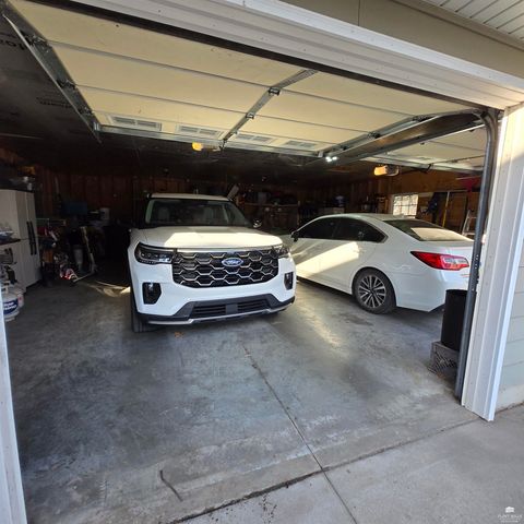 304 N Vine Street, Abilene, KS 67410