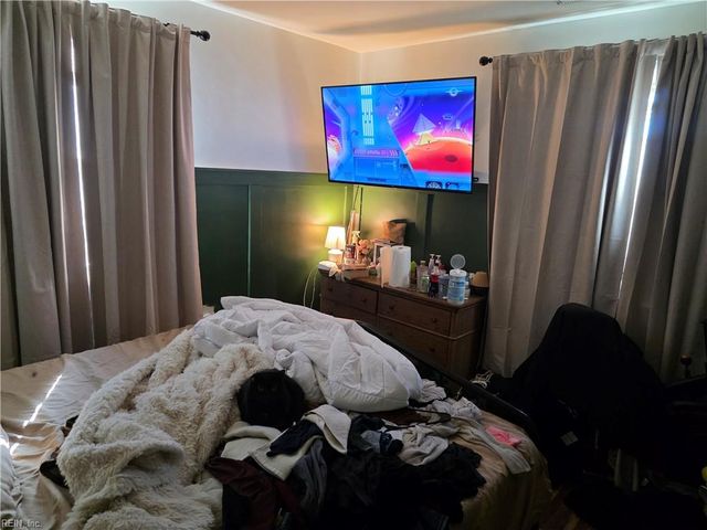 3404 Peronne AVE, Norfolk, VA 23509