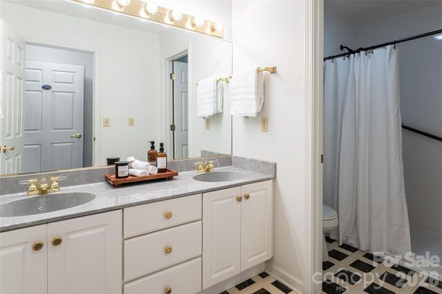 65 Timber Park Drive, Black Mountain, NC 28711