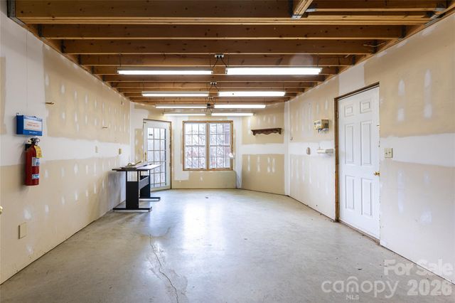 65 Timber Park Drive, Black Mountain, NC 28711