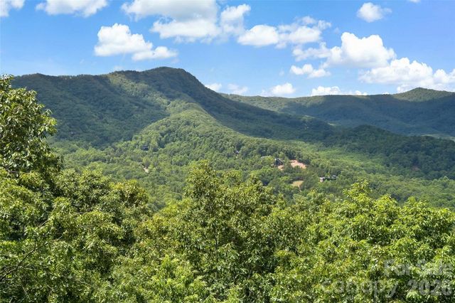 65 Timber Park Drive, Black Mountain, NC 28711