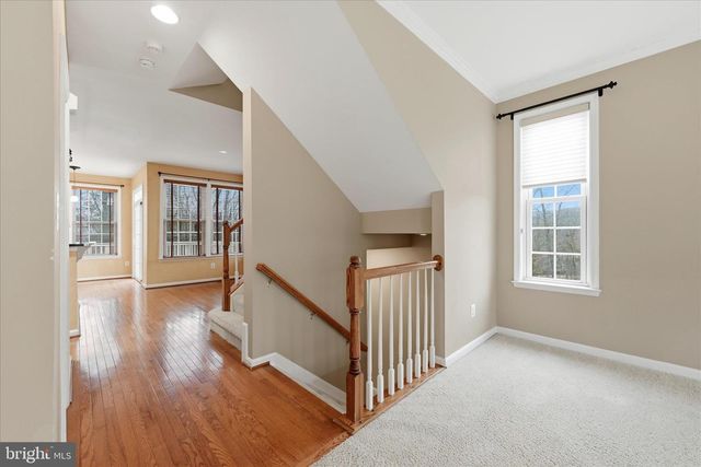 9632 POTTERS HILL CIR, Lorton, VA 22079