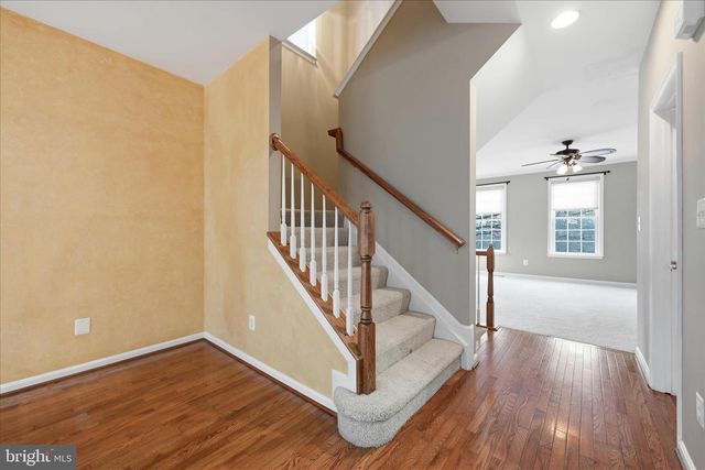 9632 POTTERS HILL CIR, Lorton, VA 22079