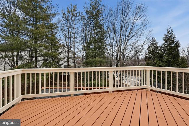 9632 POTTERS HILL CIR, Lorton, VA 22079