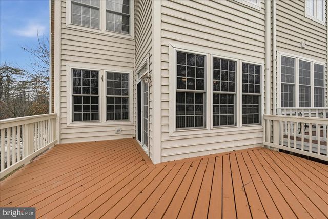 9632 POTTERS HILL CIR, Lorton, VA 22079