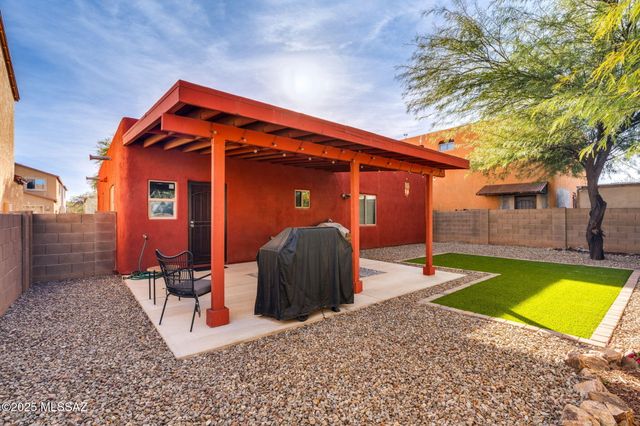 5777 E Camino Del Animo, Tucson, AZ 85756