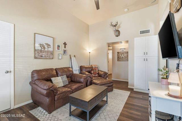 5777 E Camino Del Animo, Tucson, AZ 85756