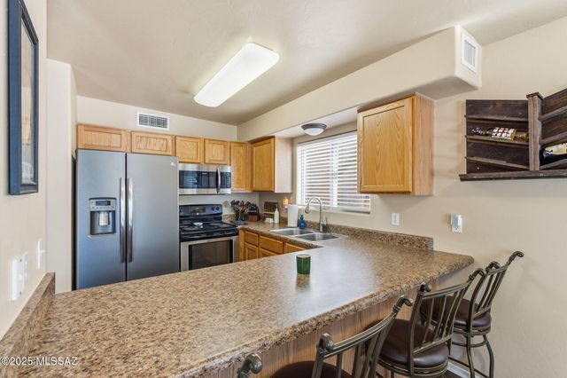 5777 E Camino Del Animo, Tucson, AZ 85756