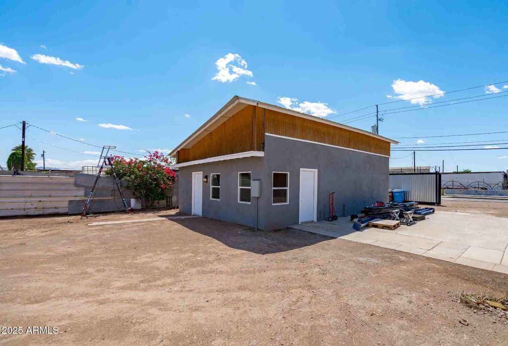427 S 31ST Avenue, Phoenix, AZ 85009 — photo 2