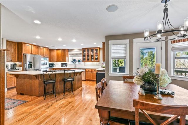 4575 Hathaway Drive, Medford, OR 97504