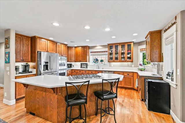 4575 Hathaway Drive, Medford, OR 97504