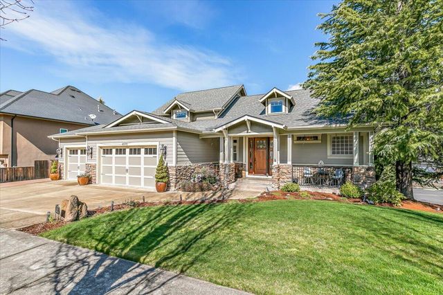 4575 Hathaway Drive, Medford, OR 97504