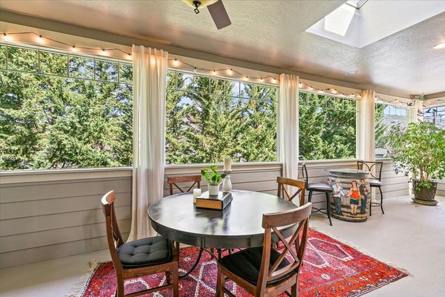 4575 Hathaway Drive, Medford, OR 97504