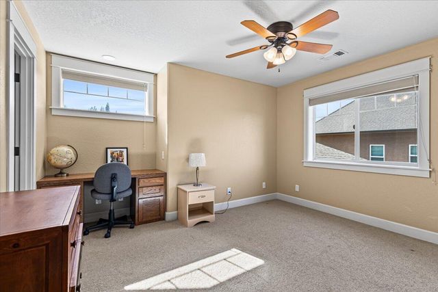 4575 Hathaway Drive, Medford, OR 97504