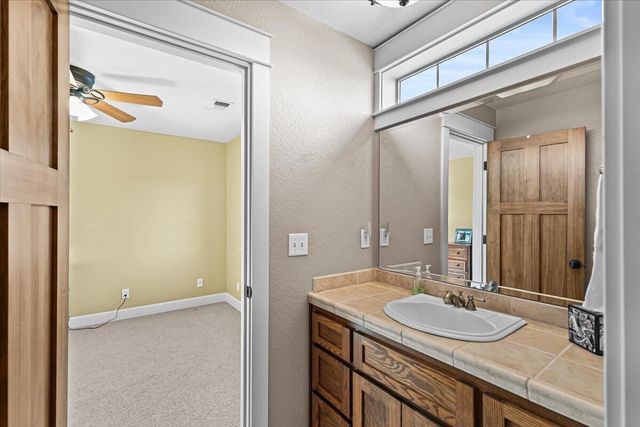 4575 Hathaway Drive, Medford, OR 97504