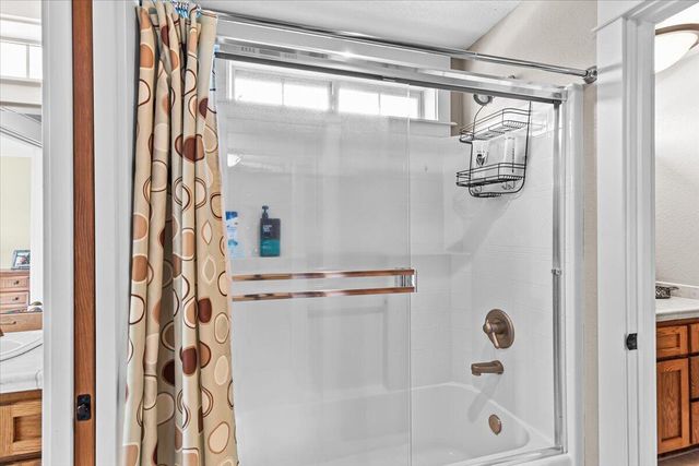 4575 Hathaway Drive, Medford, OR 97504