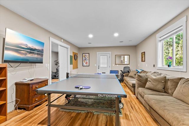 4575 Hathaway Drive, Medford, OR 97504