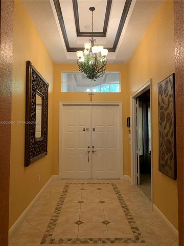 4723 SW 195th Way, Miramar, FL 33029