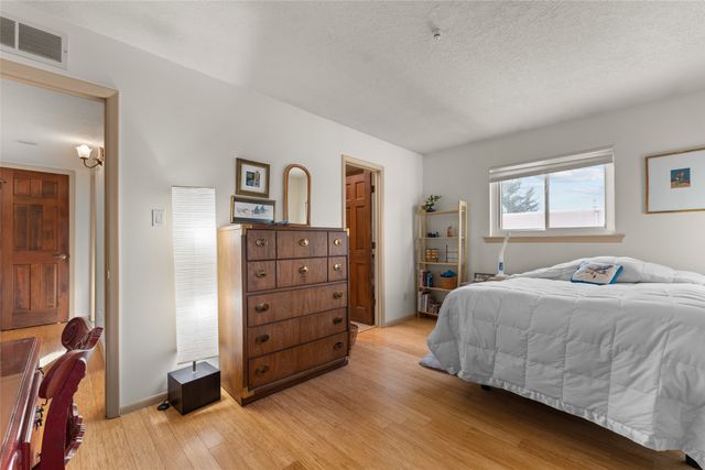3081 Plaza Blanca, Santa Fe, NM 87507